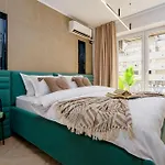 Luxury Ultra & - Piata Romana بوخارست