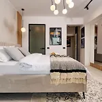 شقة Luxury Ultra & - Piata Romana بوخارست