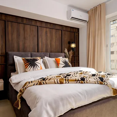 Luxury Ultra & - Piata Romana Apartamento