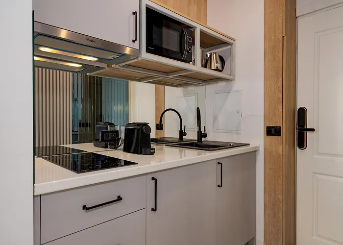 Luxury Ultra & - Piata Romana * Bukurešť