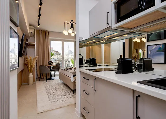 Luxury Ultra & - Piata Romana * Bukurešť