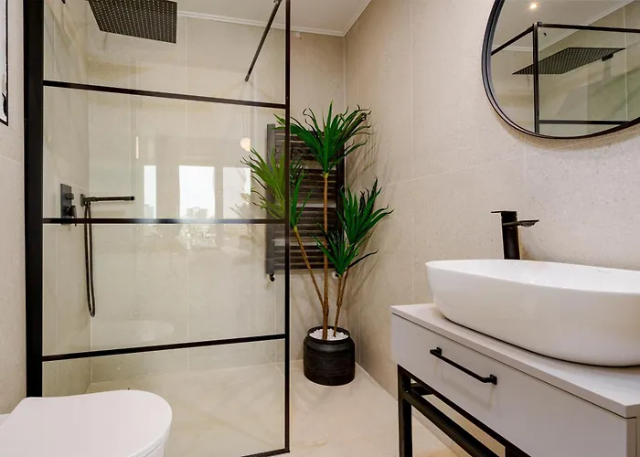 Luxury Ultra & - Piata Romana Διαμέρισμα *