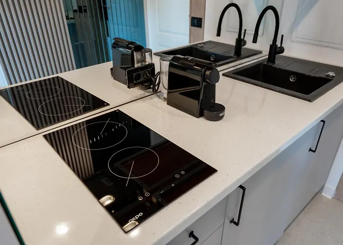 Luxury Ultra & - Piata Romana * Βουκουρέστι